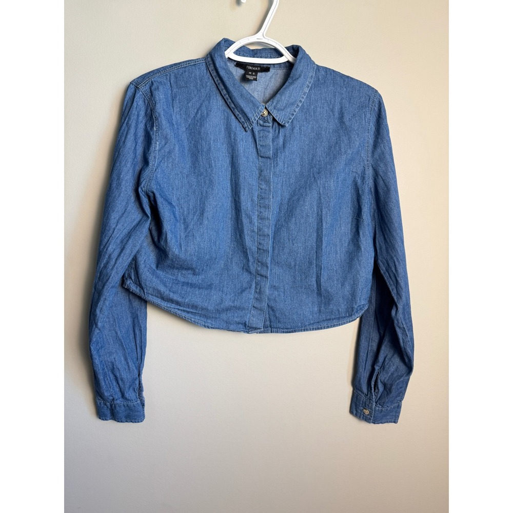Forever 21 Cropped Denim Button Up Shirt M Long Sleeve Blue Western Boho Chic